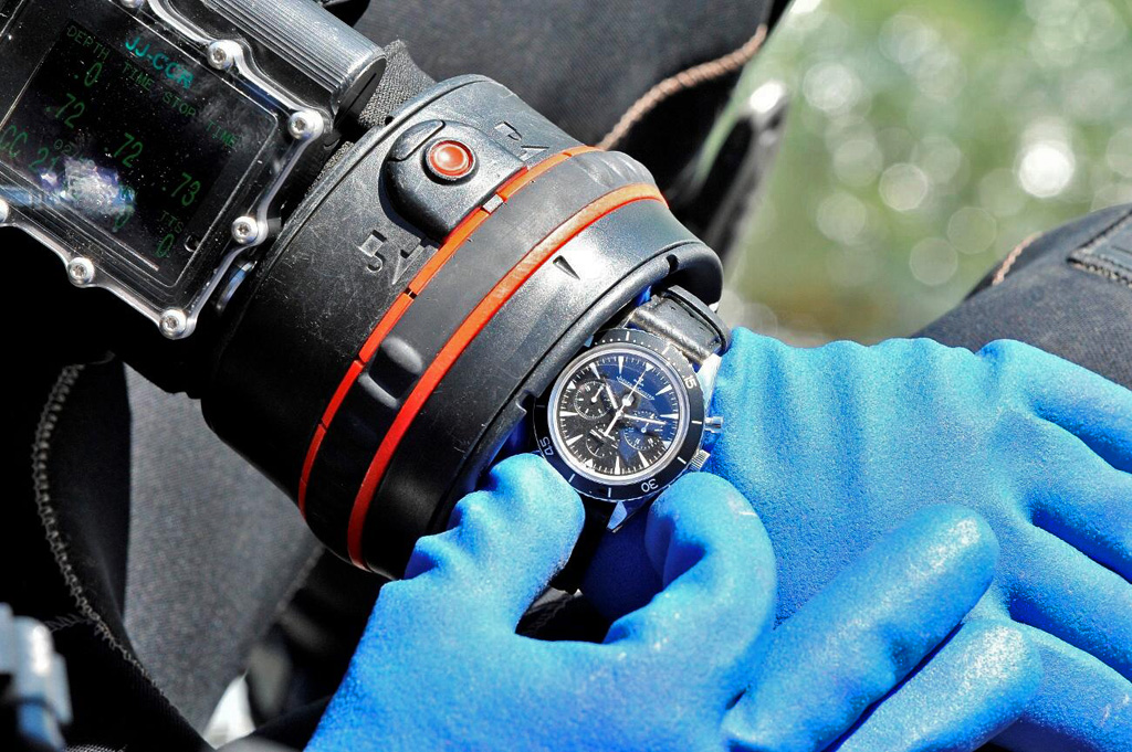 Deep+Sea+Chronographe+diving+9_1024