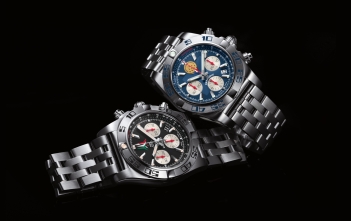 Chronomat 44 Frecce Tricolori cover