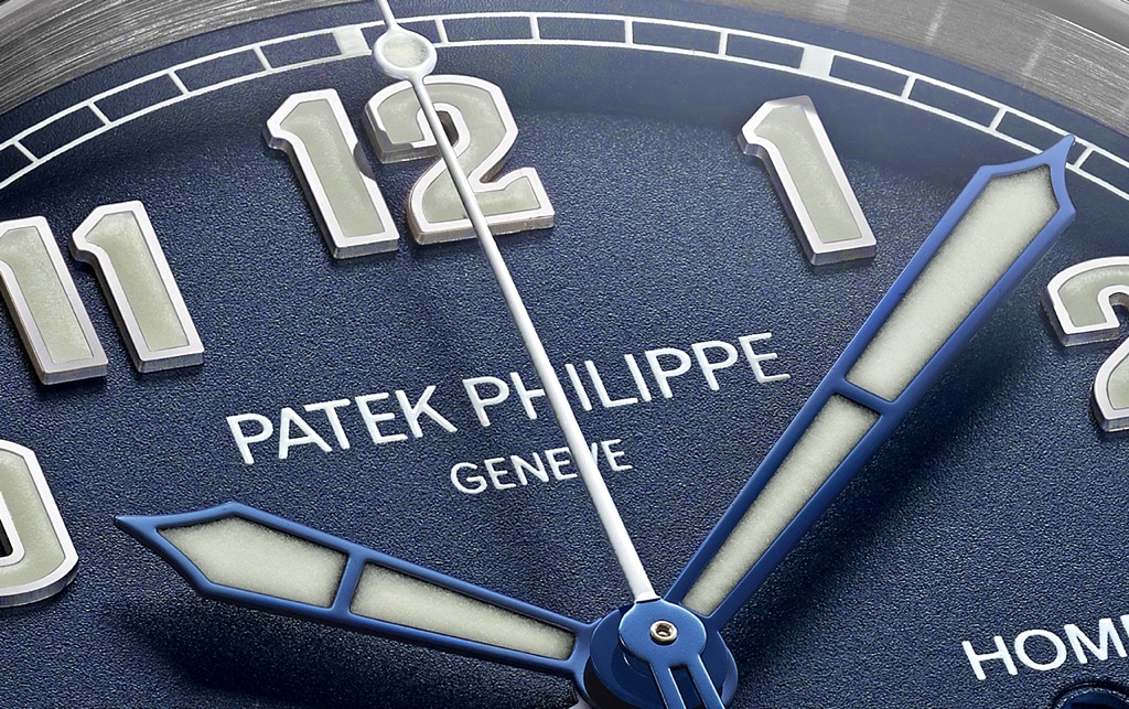 Patek Philippe Pilot 5524G_02 Calatrava Pilot Travel Time esfera