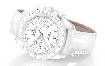 Speedmaster-White-Side-of-the-Moon-Mood-1