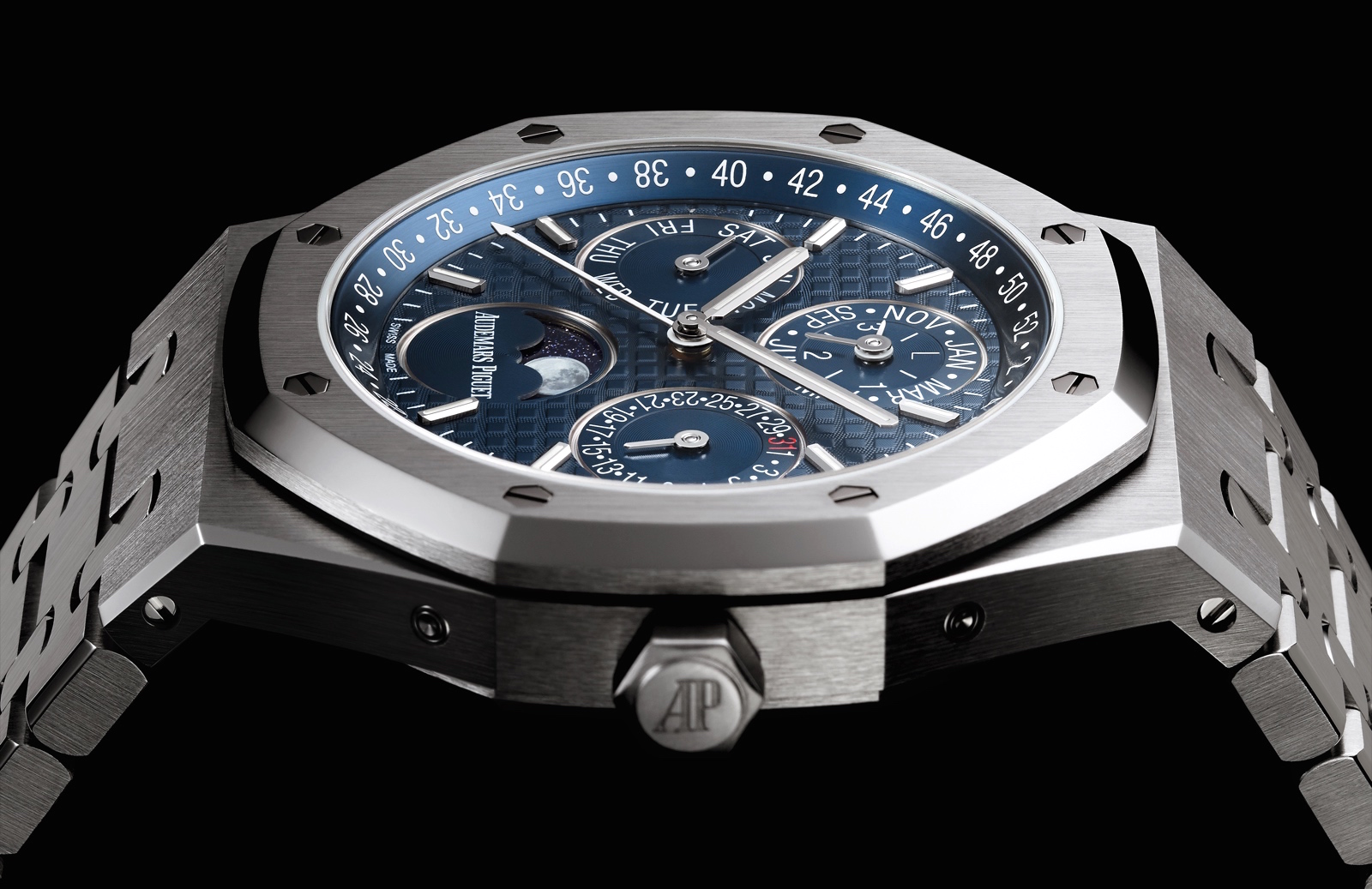 Audemars Piguet Perpetual Calendar case