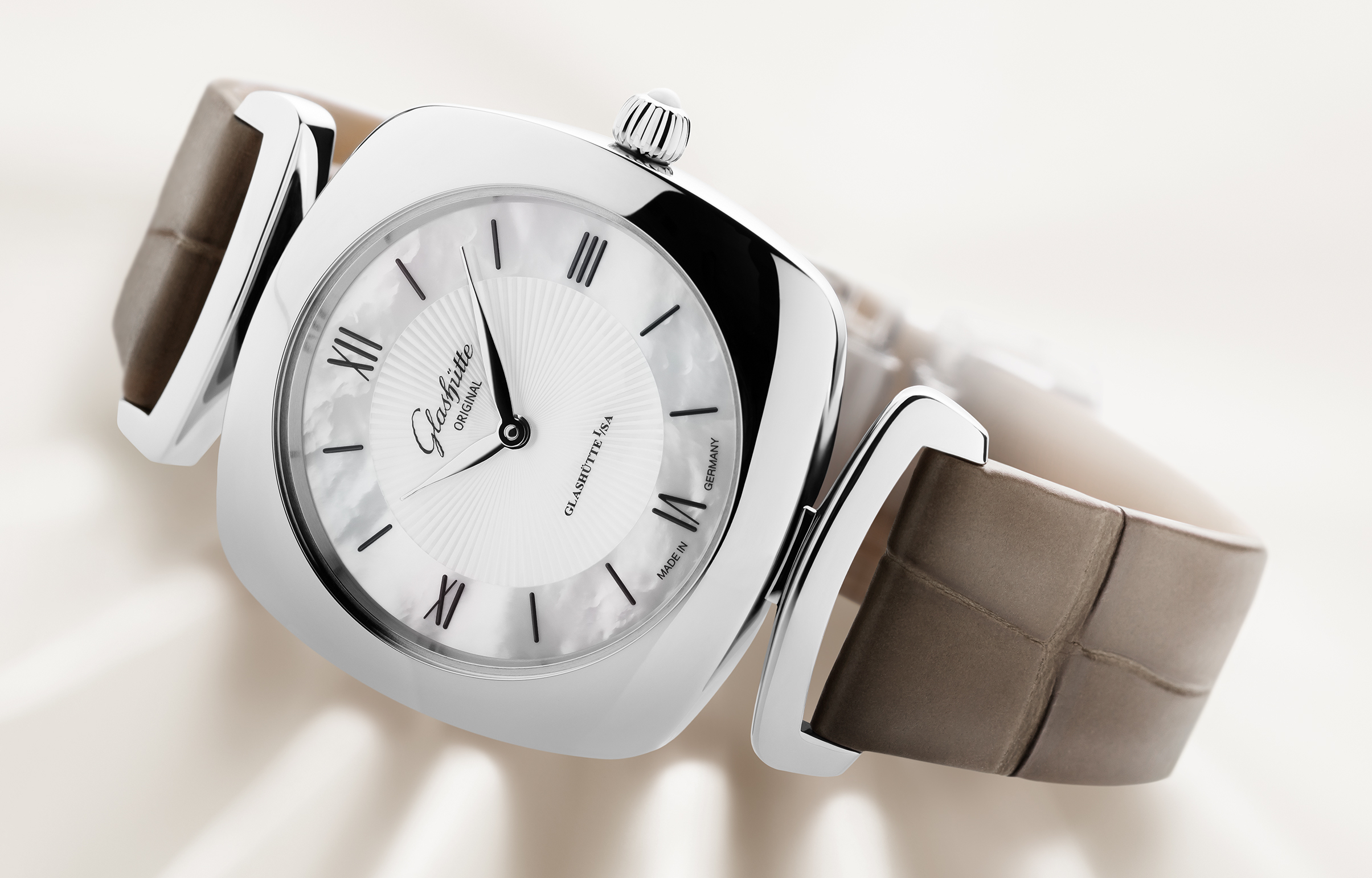 Glashutte-Original-Pavonina-2017-Steel-1