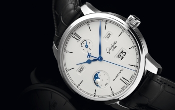 Senator Excellence Perpetual Calendar Header