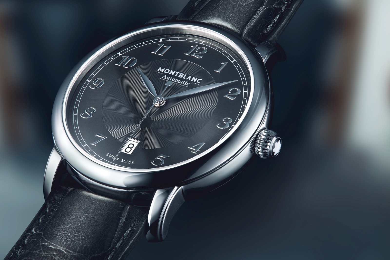 Montblanc Star Legacy Automatic Date 39 SIHH 2018