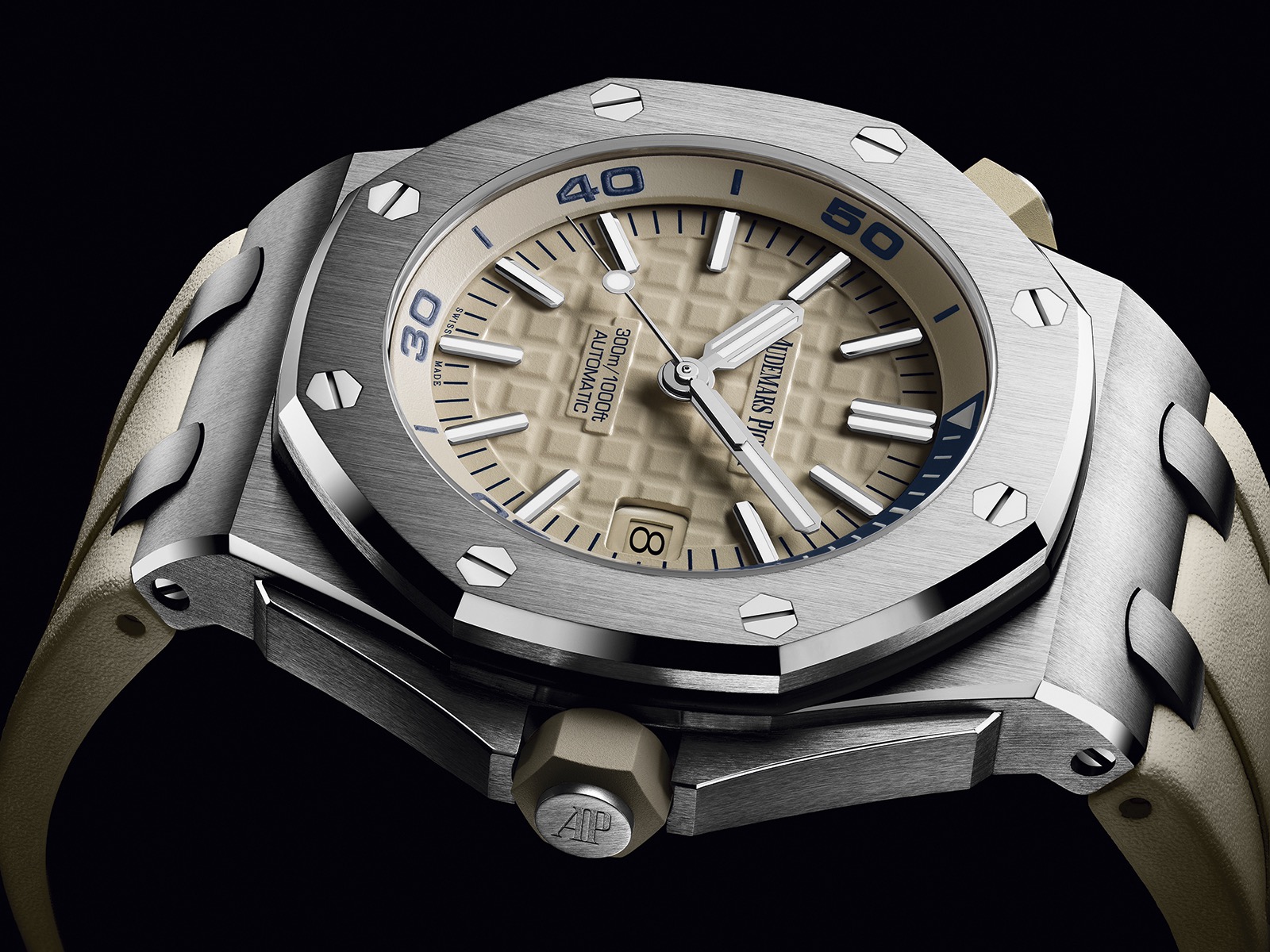 AudAudemars Piguet Royal Oak Offshore Diveremars Piguet Royal Oak Offshore DIver