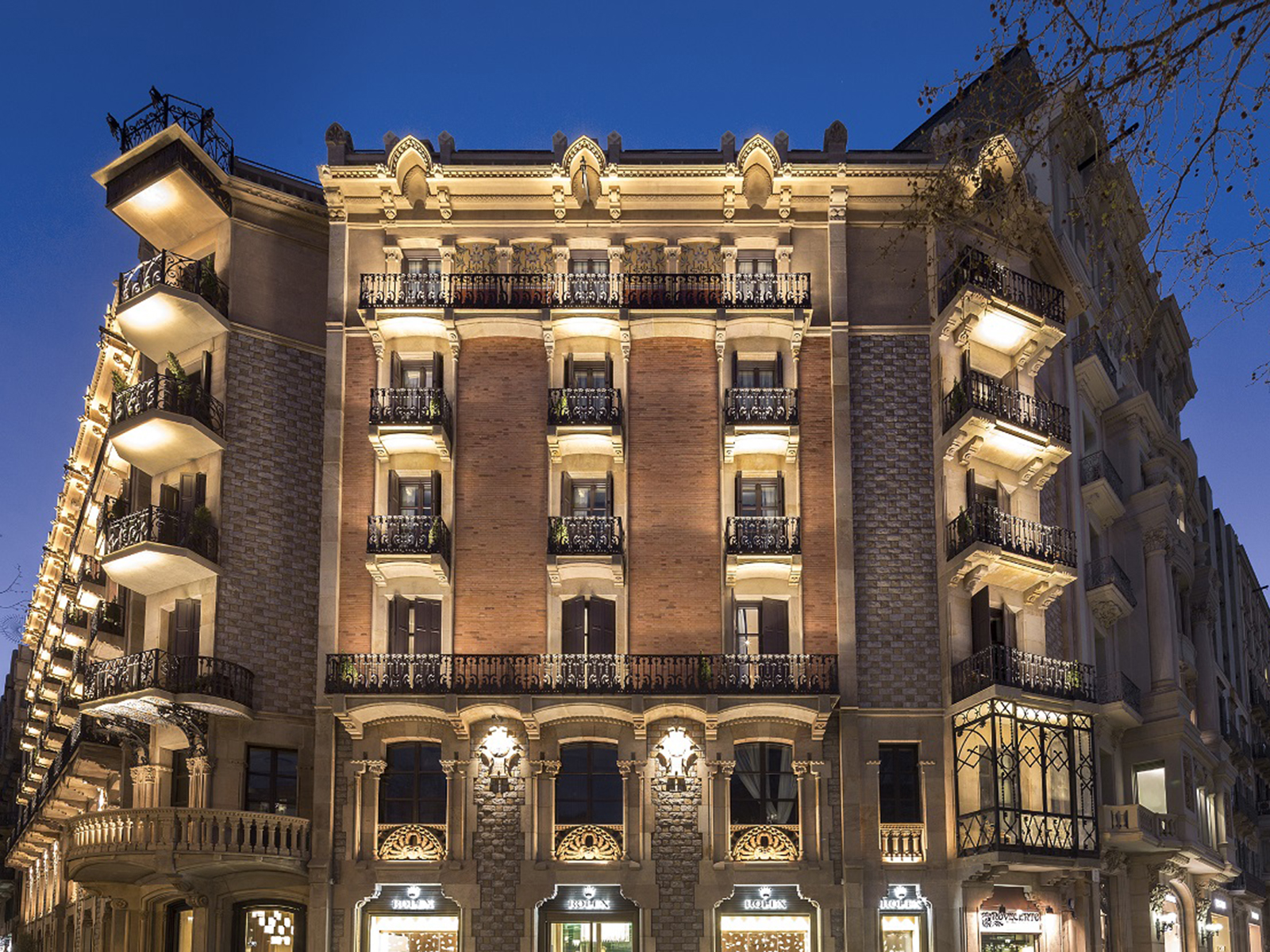Monument Hotel