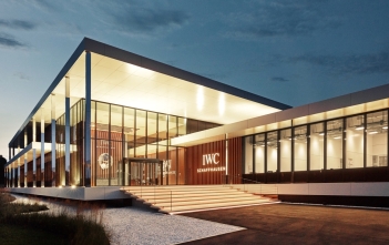 IWC Manufakturzentrum Cover