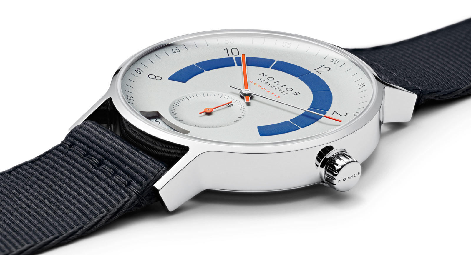 Nomos Autobahn 1303 Mood