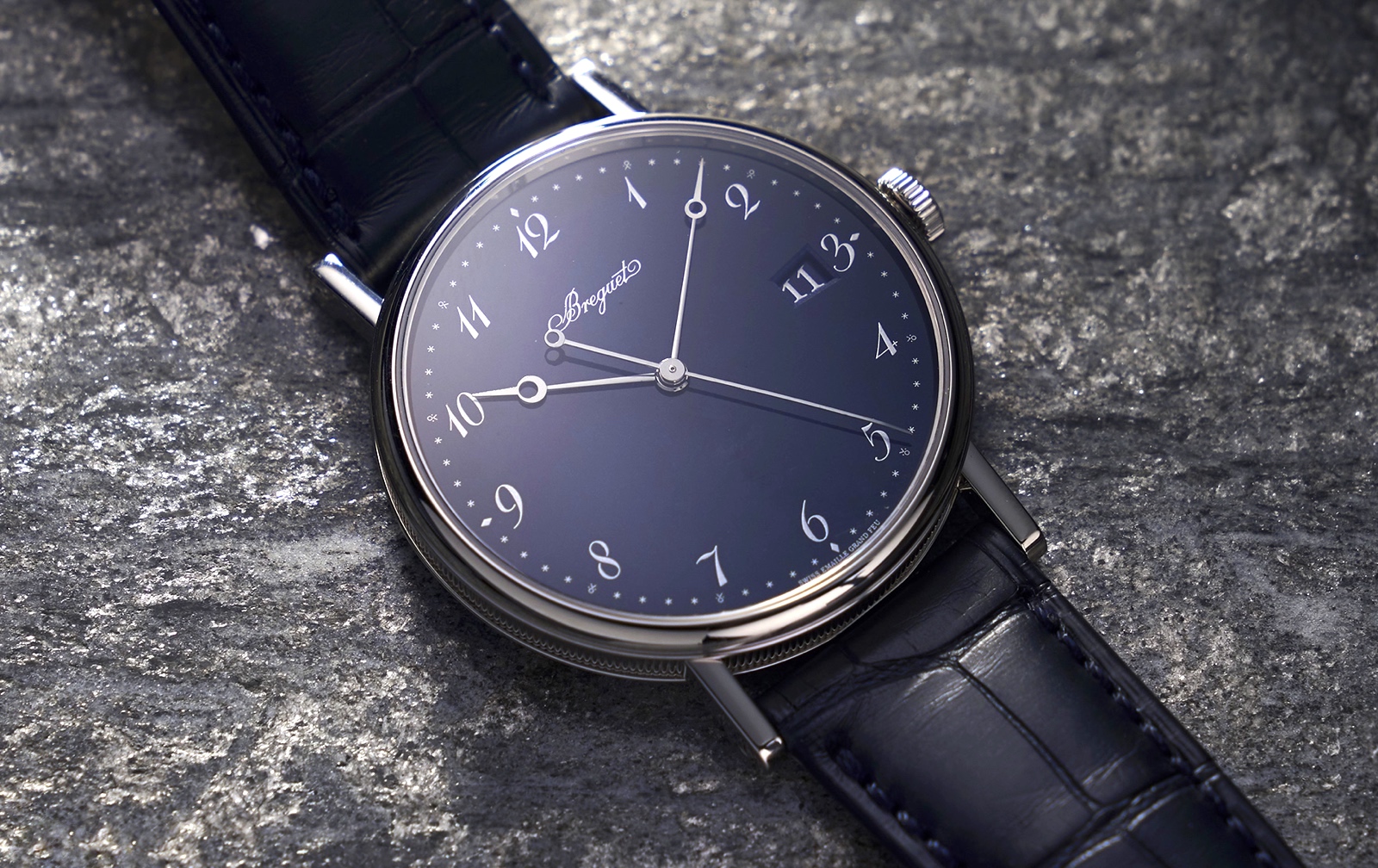Breguet Classique 5177 Email Bleu Grand Feu