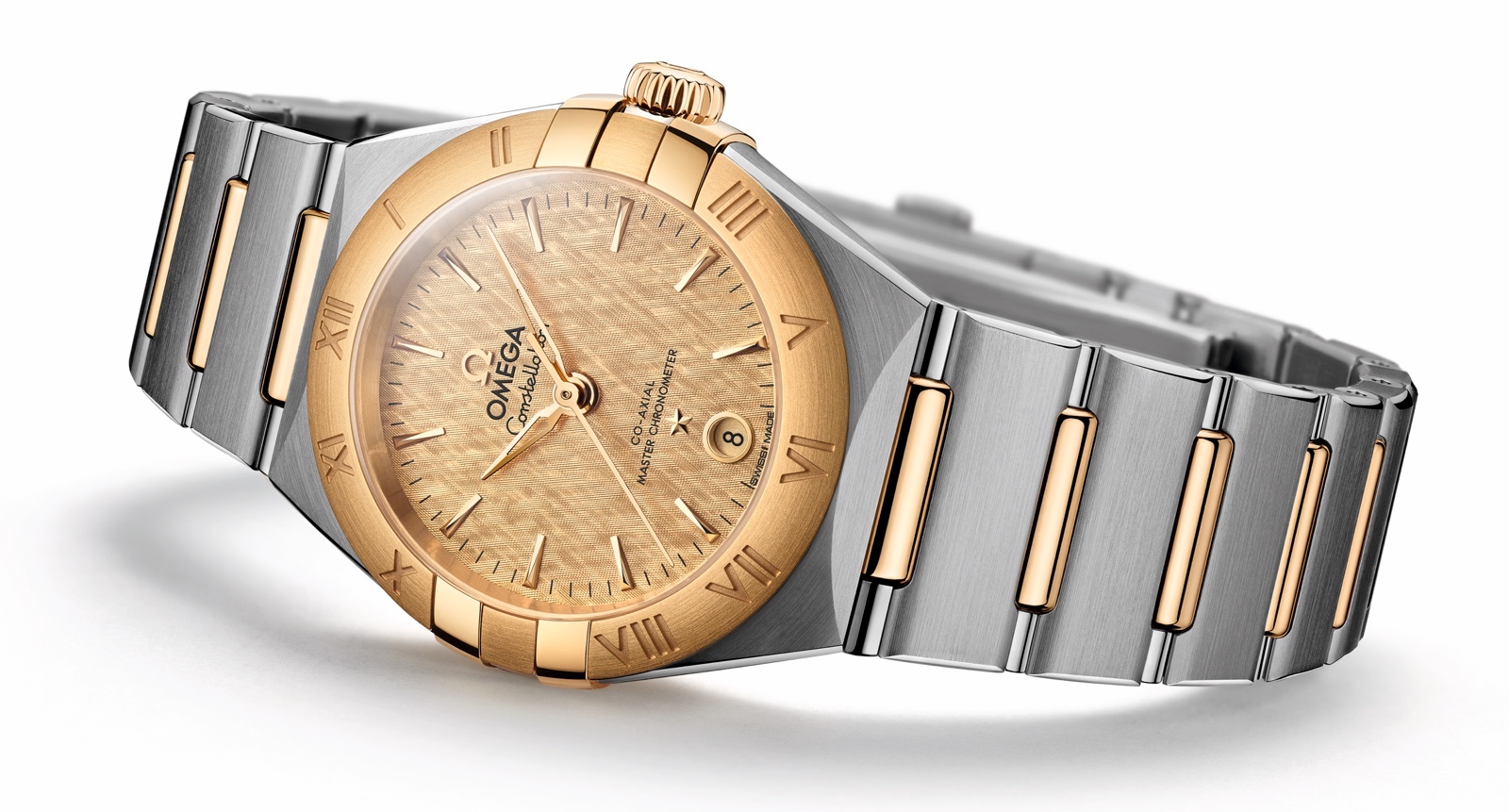 Omega-Constellation-Manhattan-29-mm