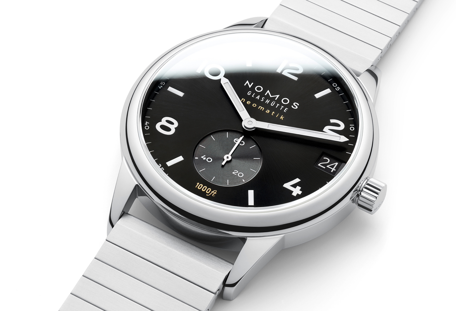 NOMOS Club Sport Lying