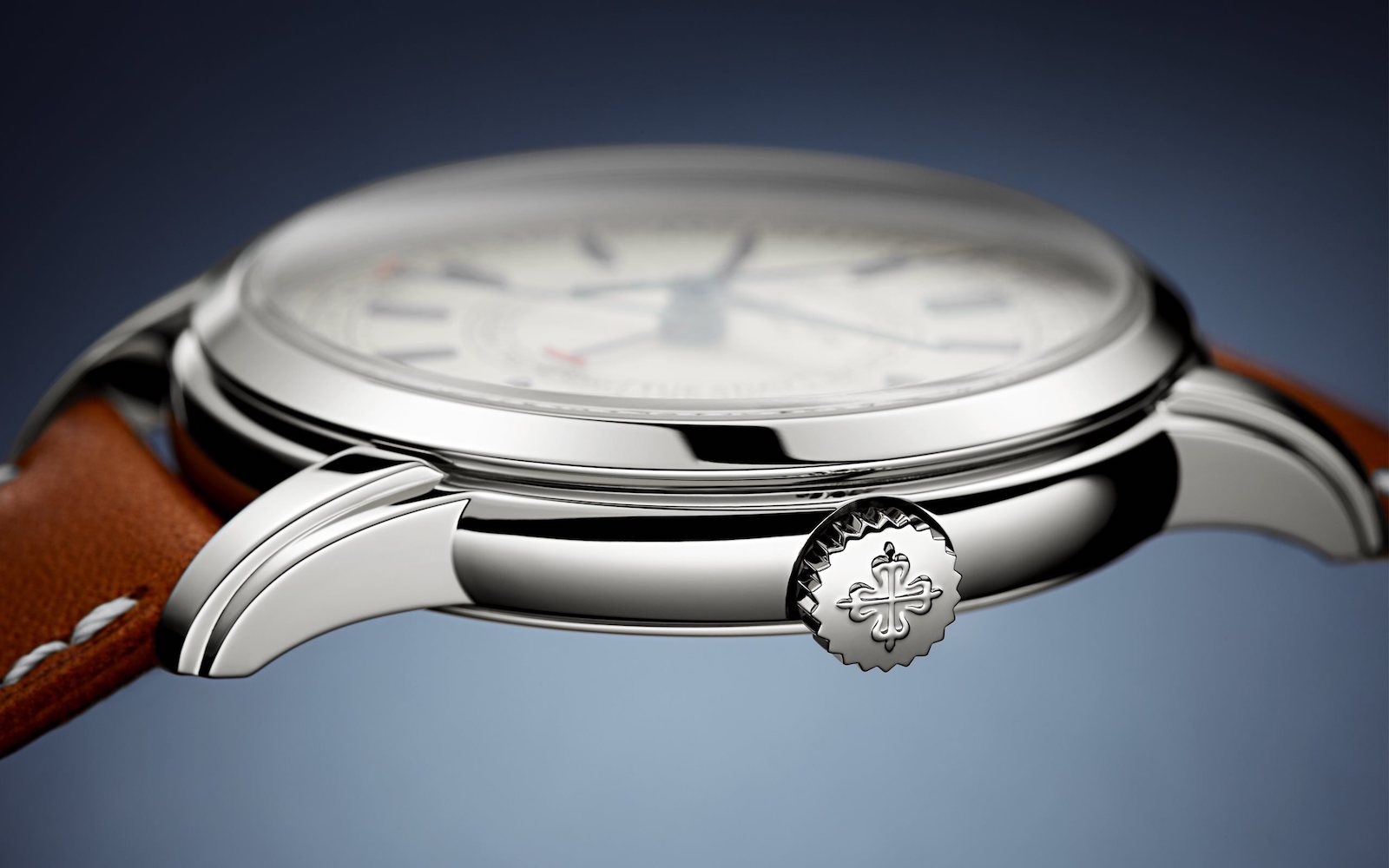 Patek Philippe en Baselworld 2019 - Calatrava Calendario Semanal 5212A, caja