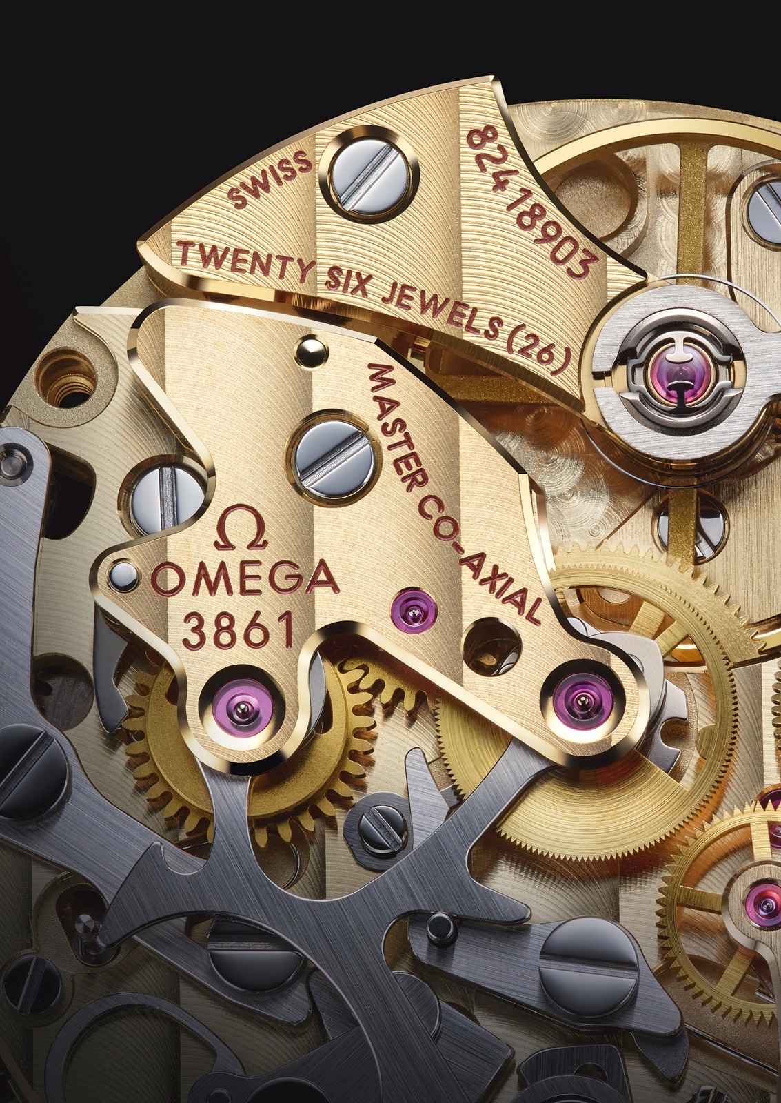 Omega Master Chronometer Calibre 3861 Moonshine Gold Detail