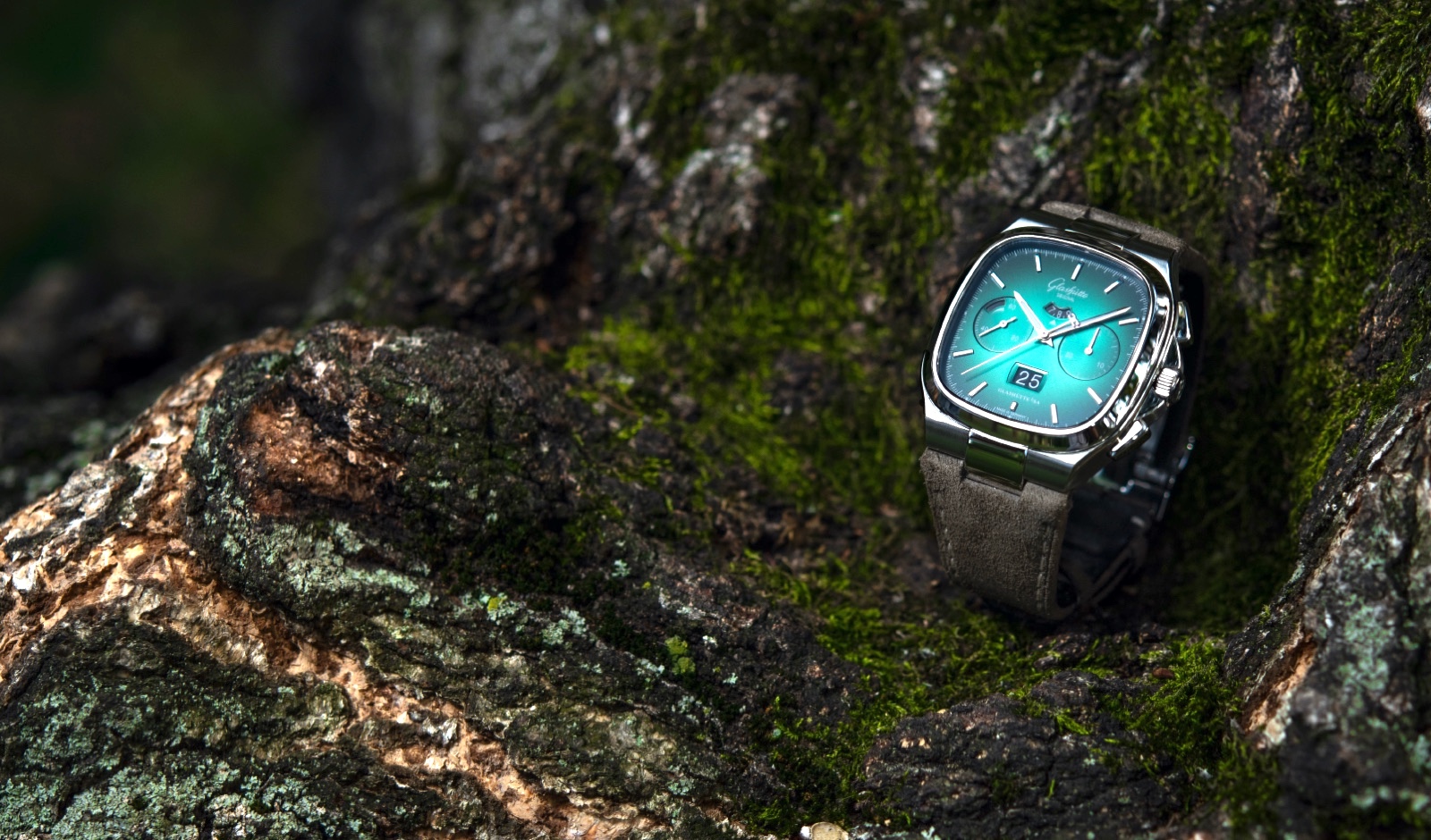 Glashütte Original Seventies Panorama Date Limited Edition Green