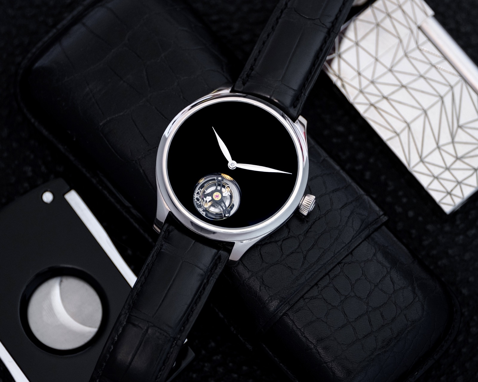 H. Moser & Cie. Endeavour Tourbillon Concept Vantablack