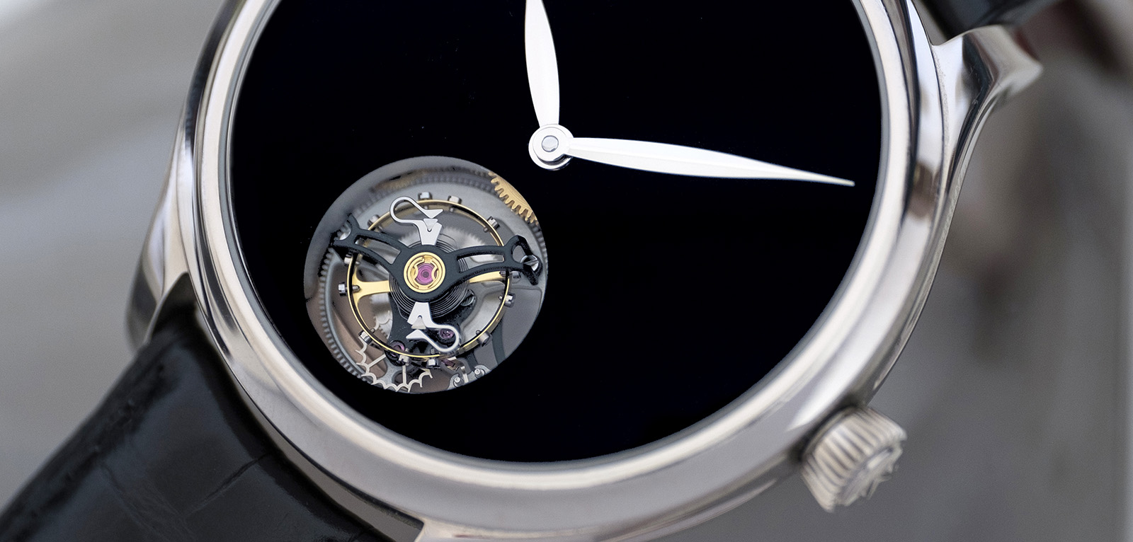 H. Moser & Cie. Endeavour Tourbillon Concept Vantablack