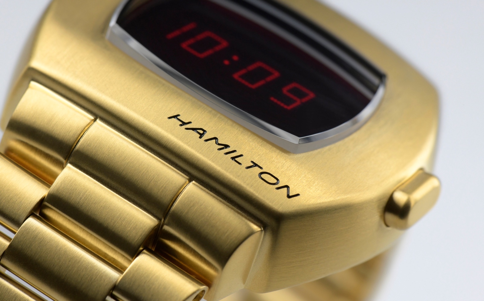 Hamilton Pulsar PSR Acero PVD Detalle