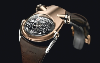 MB&F HM 10 Bulldog Cover