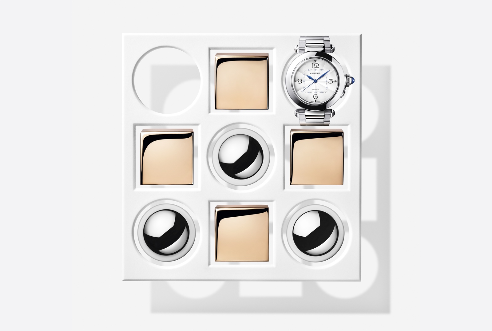 Pasha de Cartier - cuadrado circulo 2.jpg