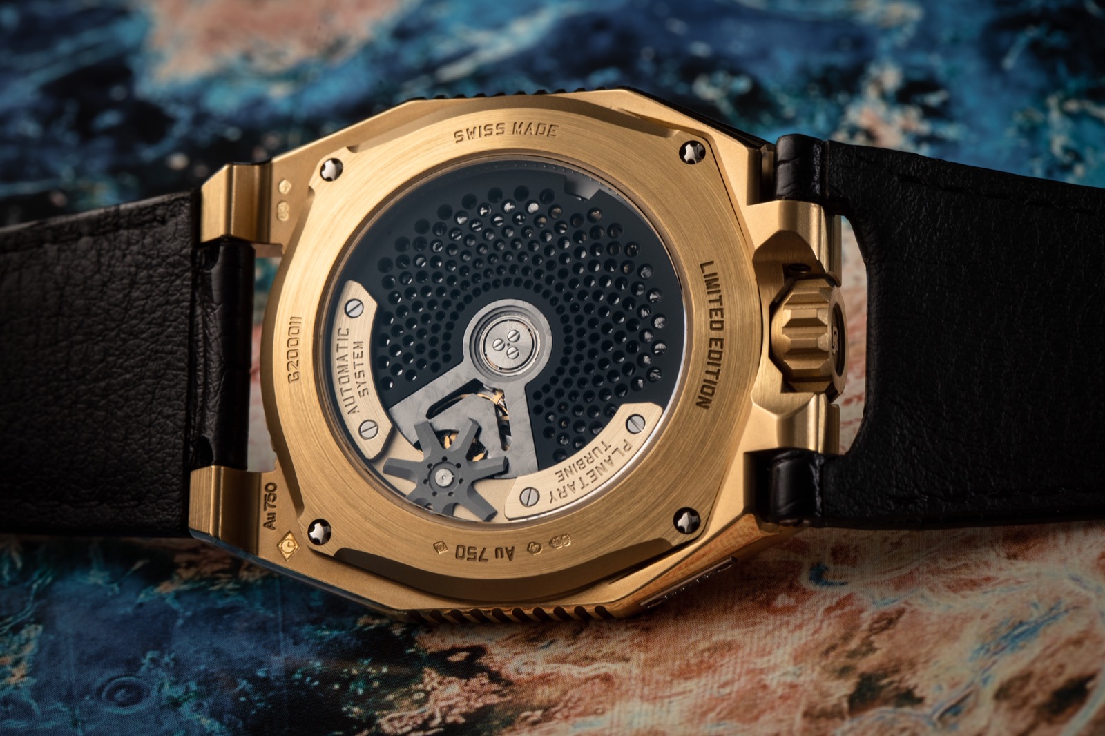 Urwerk UR-100 Gold