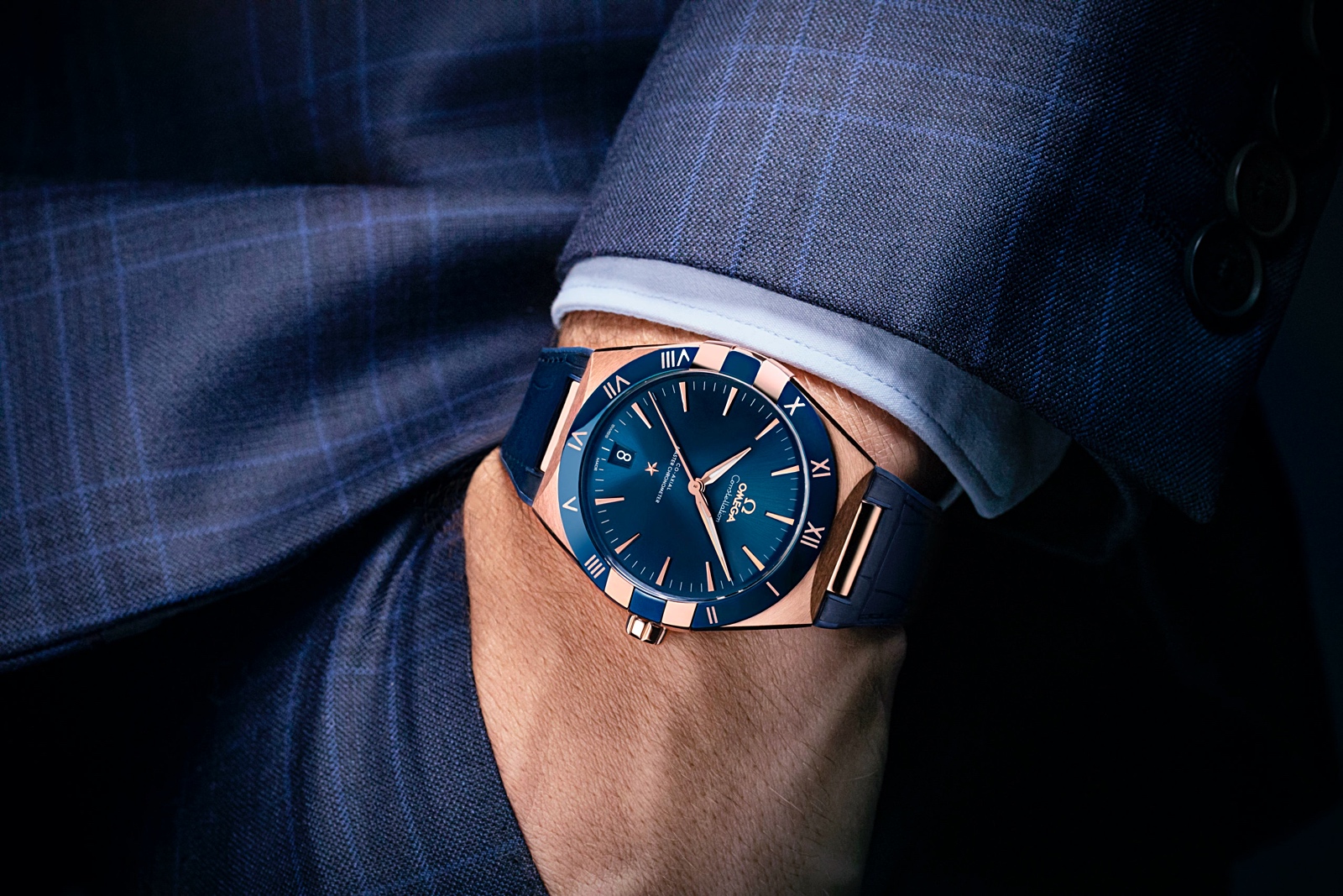 Omega Constellation Gents' 41 - Sedna gold lifestyle