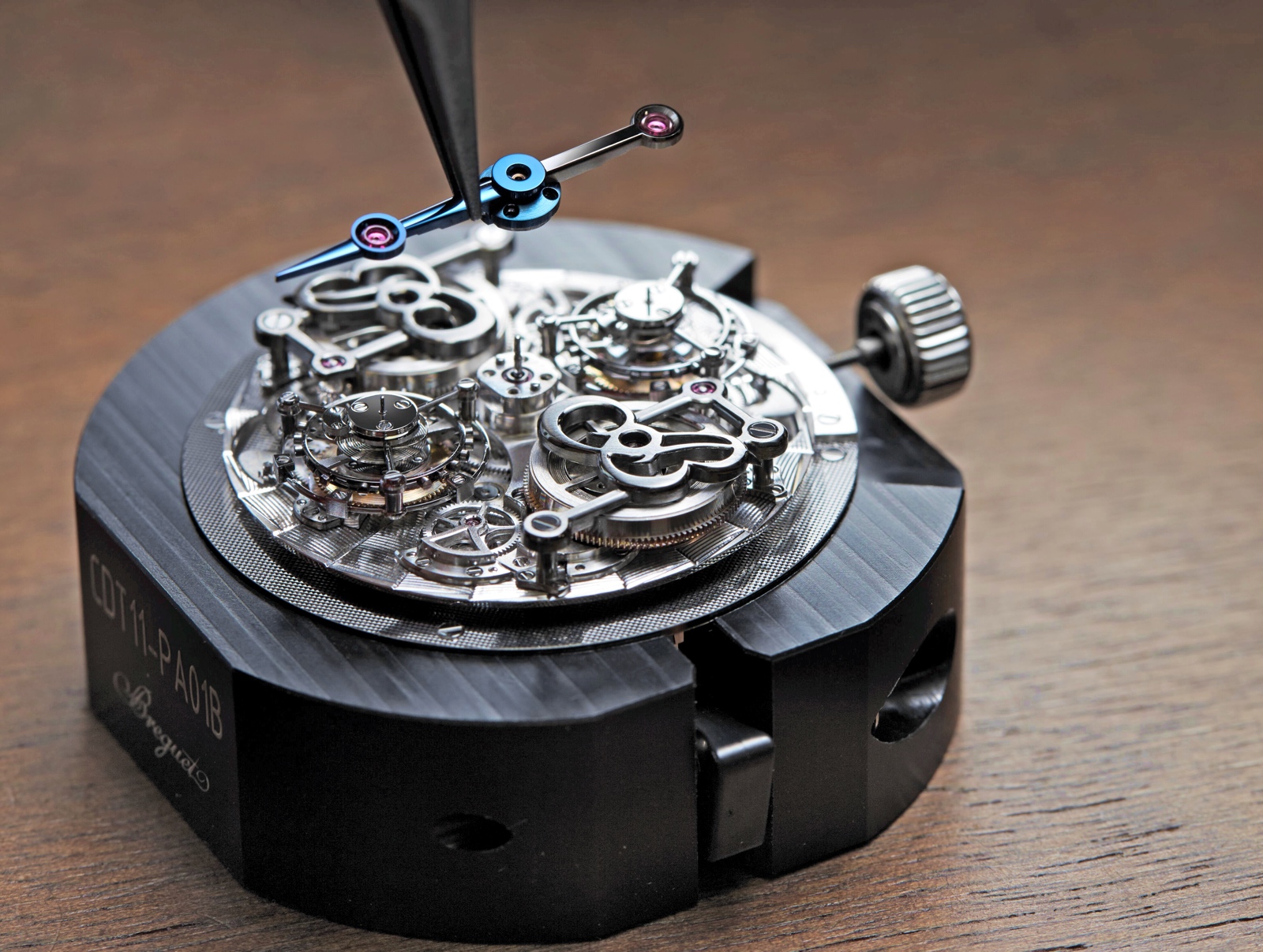Breguet Classique Double Tourbillon Quai de l’Horloge 5345PT - aguja horaria