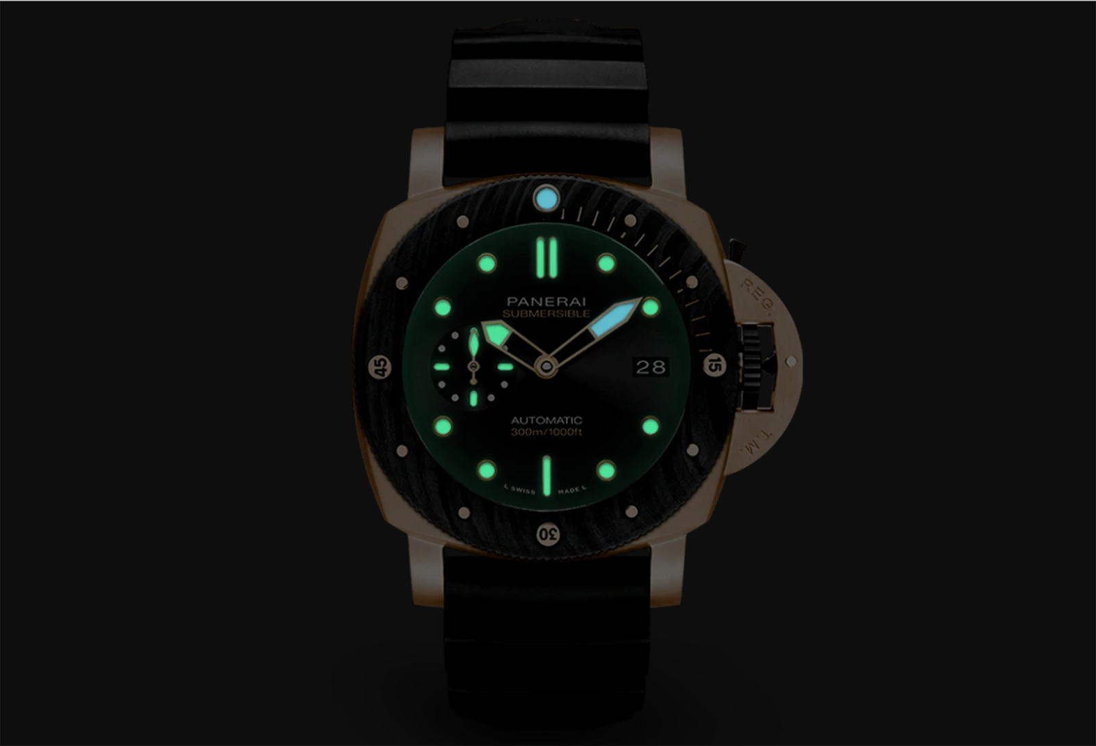 Panerai Submersible Goldtech Orocarbo PAM01070