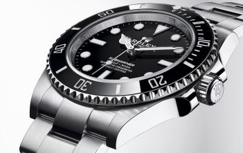 Rolex Oyster Perpetual Submariner 41 mm No-Date Ref. 124060