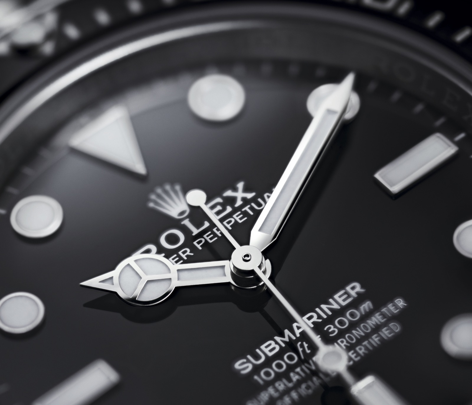 Rolex Oyster Perpetual Submariner 41 mm No-Date Ref. 124060