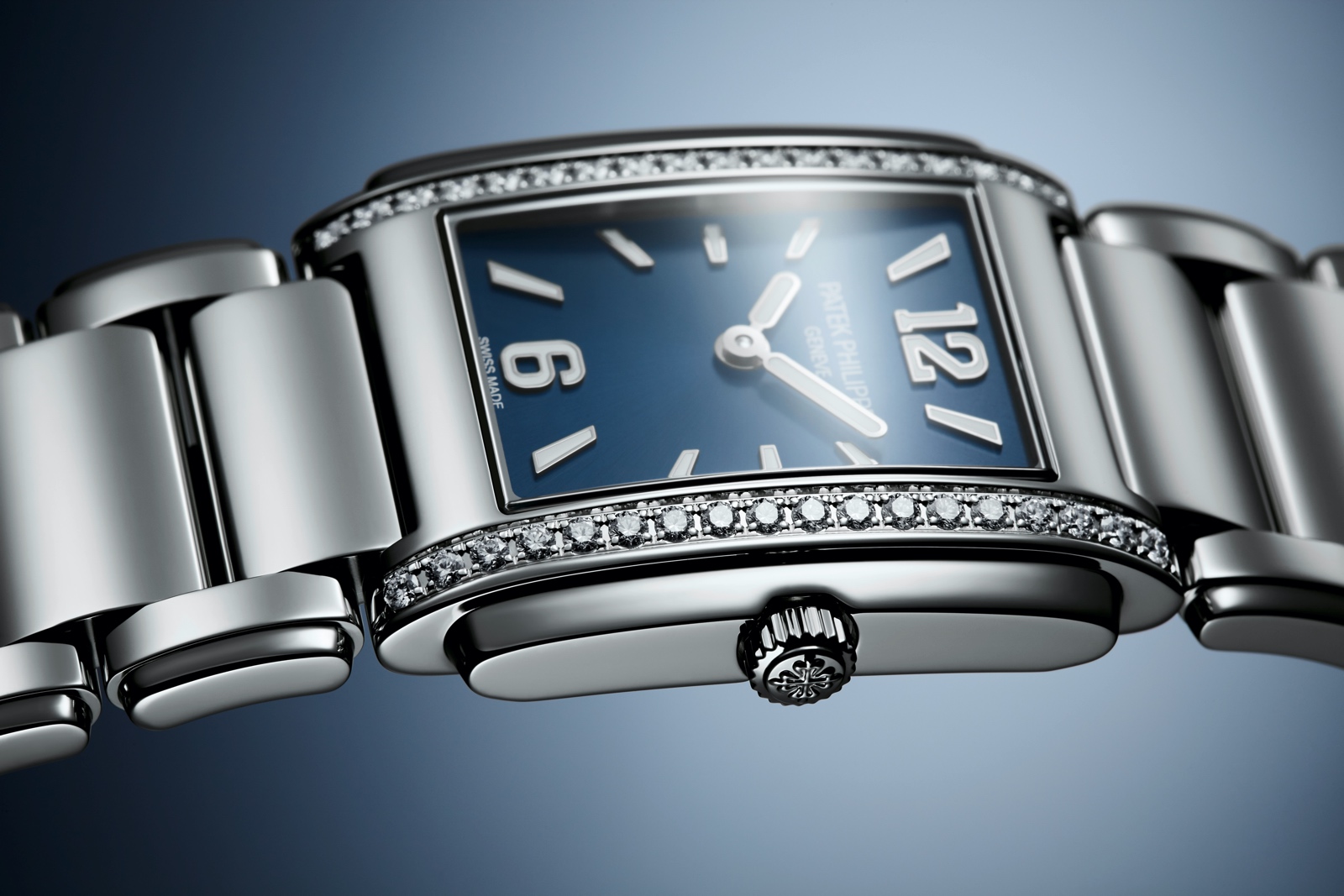 Patek Philippe Twenty~4 2020 - 4910/1200A-01 carrura