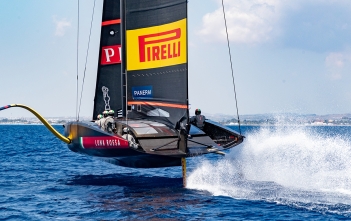 Panerai Luna Rossa