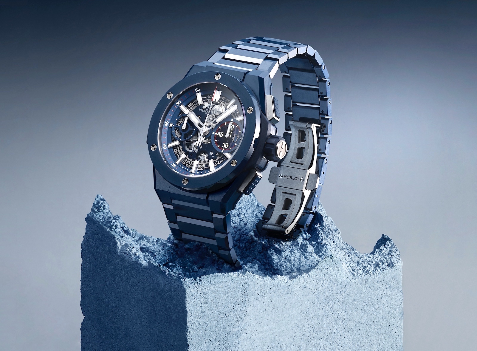 Hublot Big Bang Integral Ceramic blue - art