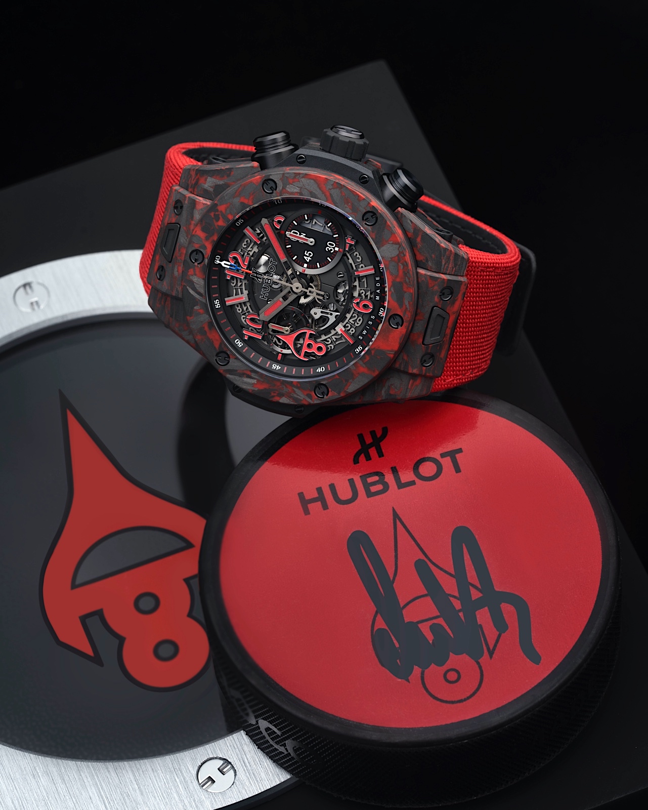 Hublot Big Bang Unico Red Carbon Alex Ovechkin - logo