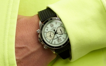 Bell & Ross V2-94 Full Lum
