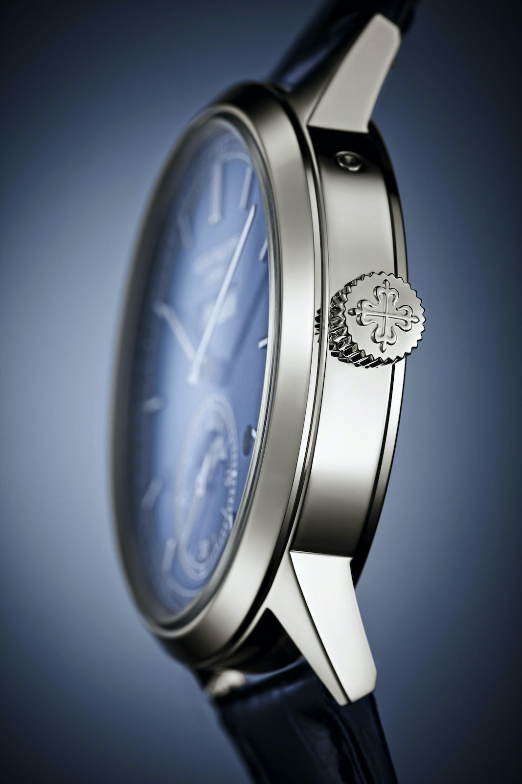 Patek Philippe 5236P In-Line Perpetual Calendar - case crown