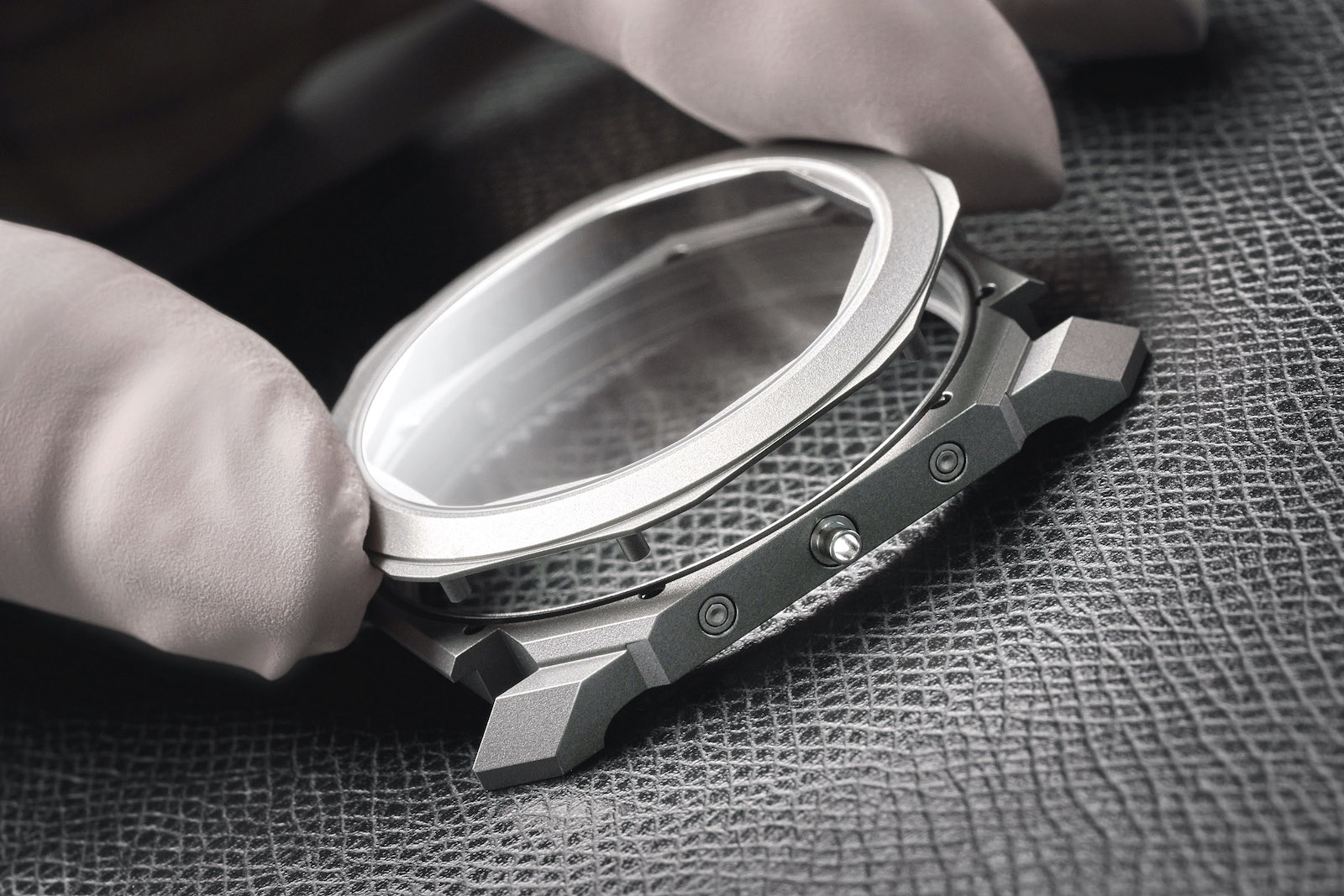 Bvlgari Octo Finissimo Perpetual Calendar - case 4