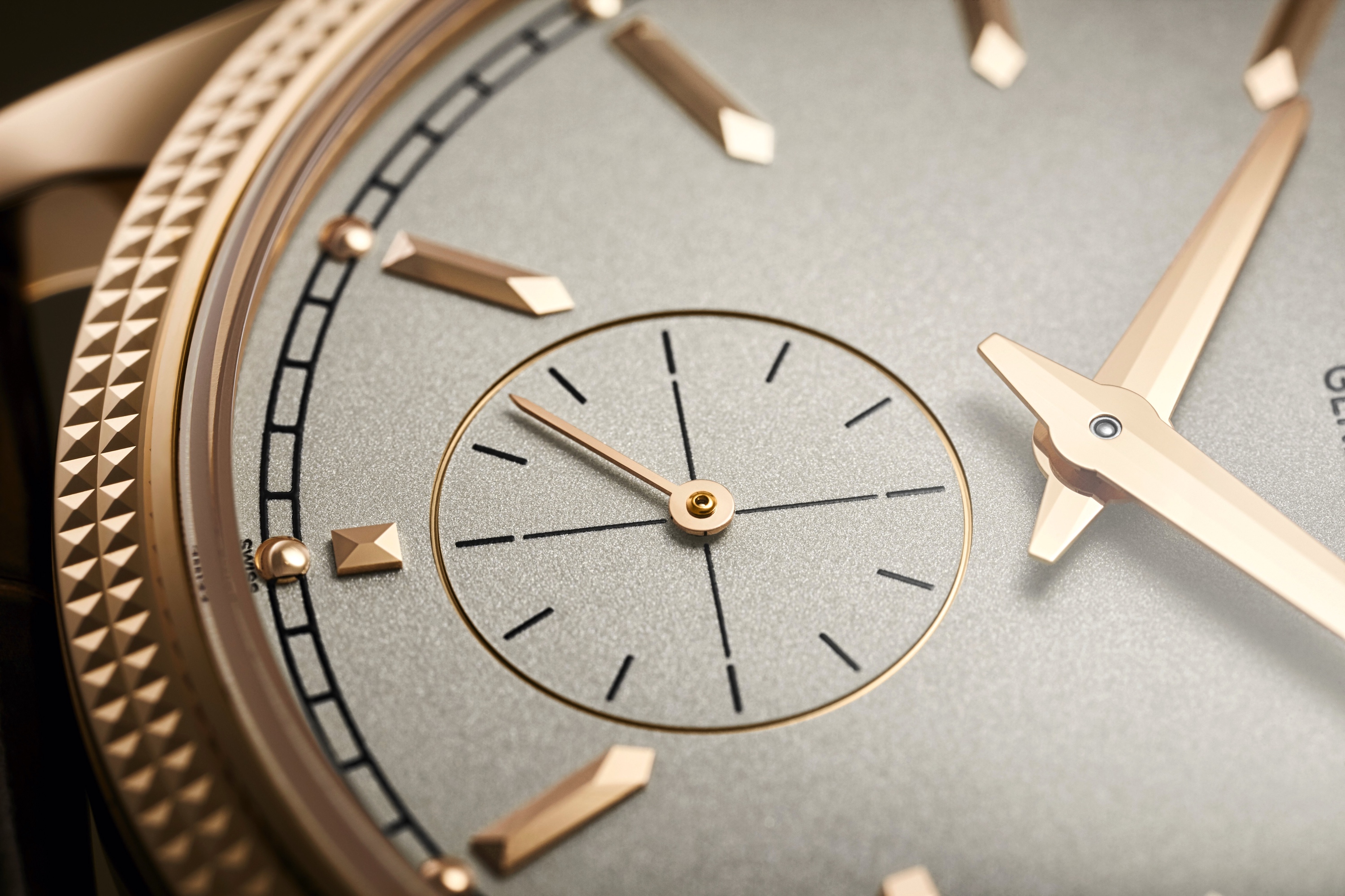 Patek Philippe Calatrava "Clous de Paris" 6119R - detalle esfera