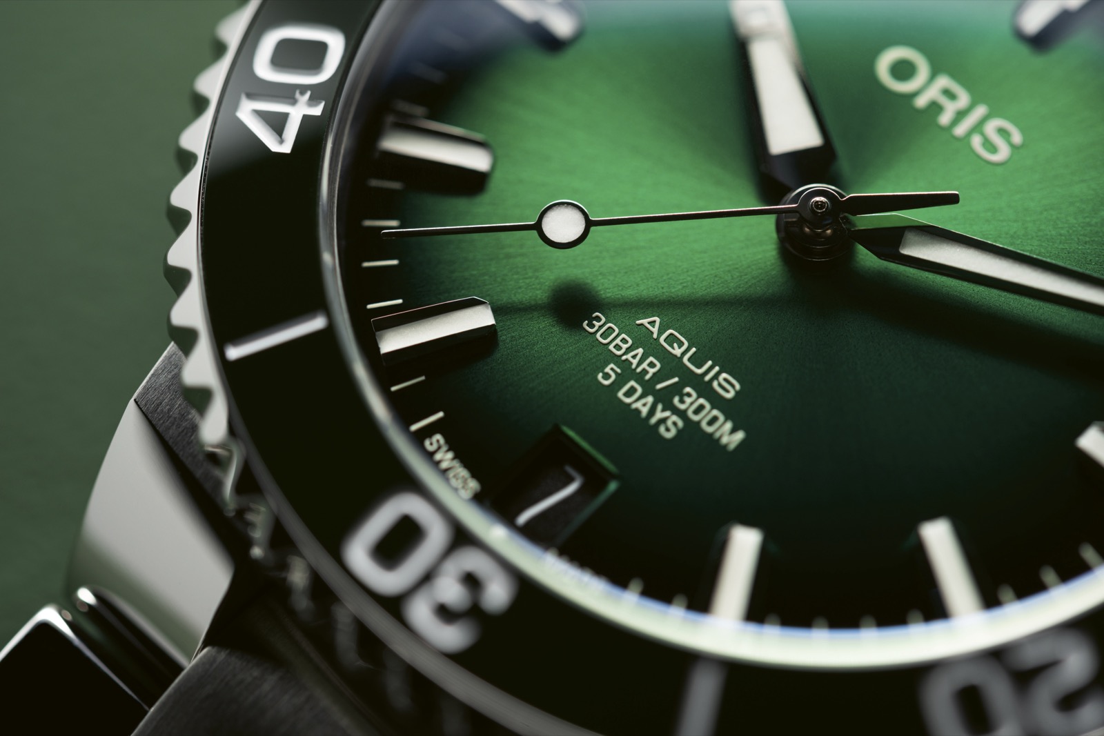 Oris-Aquis-Date-41-5-Calibre-400