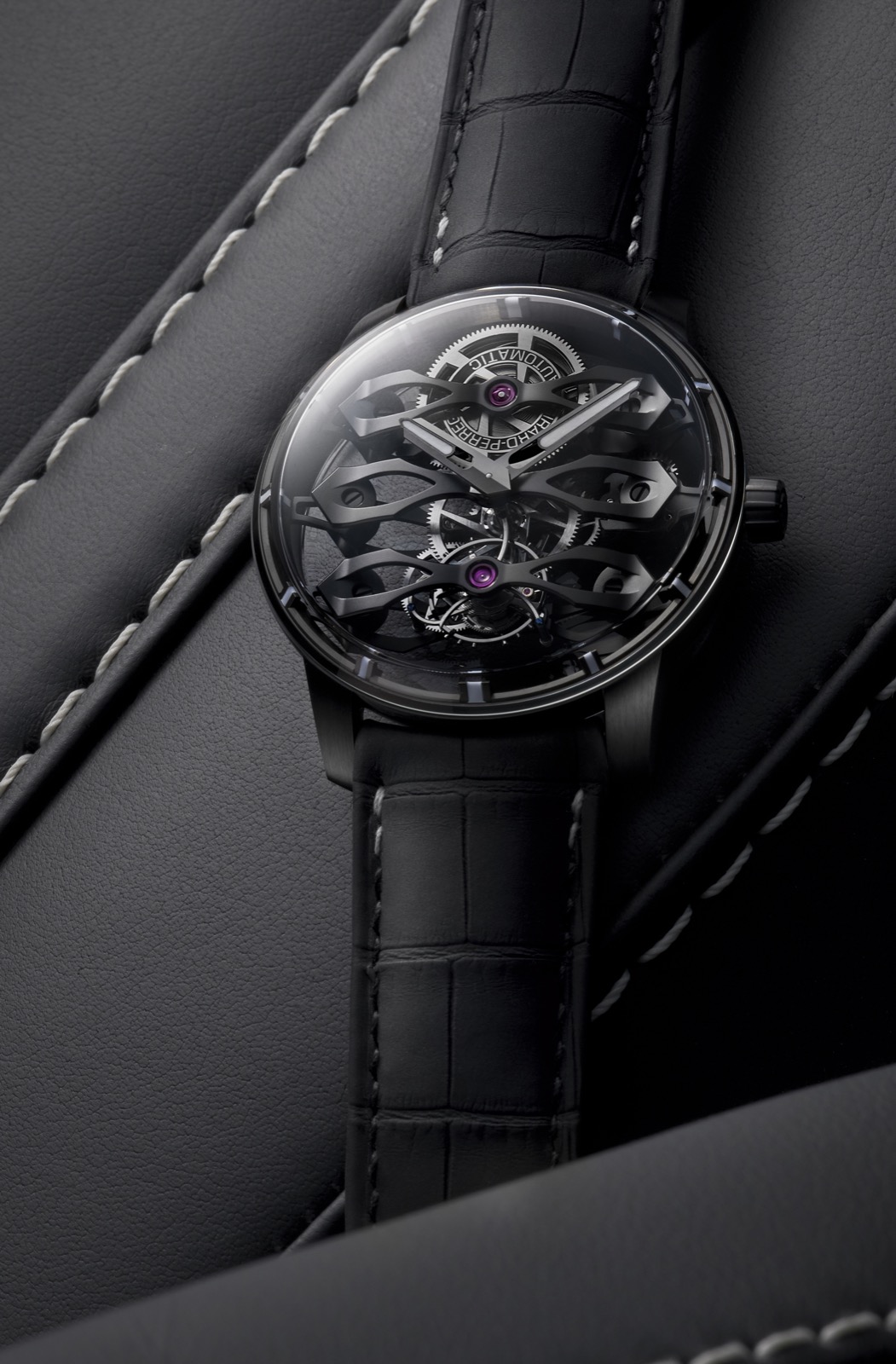Tourbillon con tres puentes volantes Aston Martin Edition