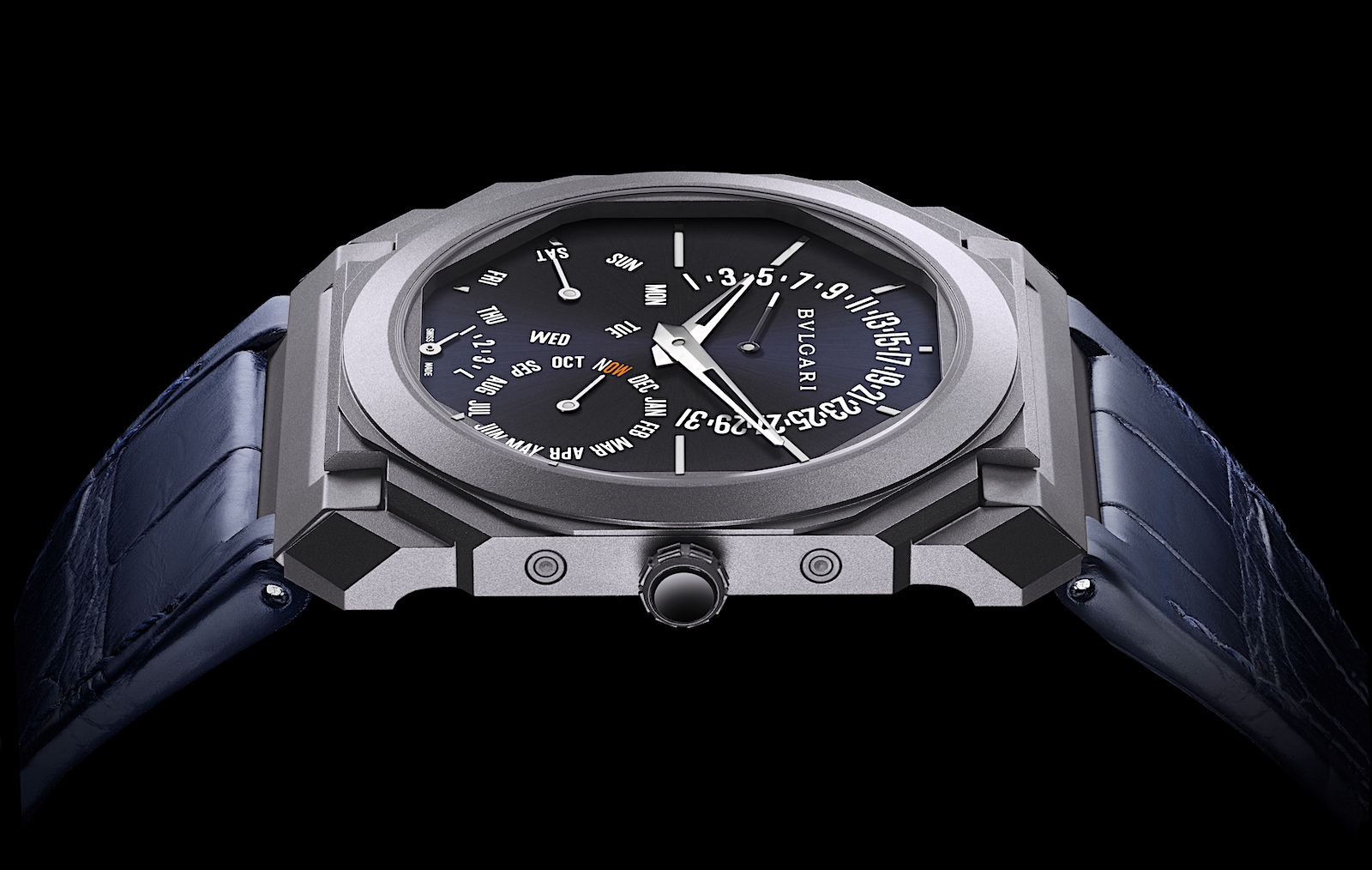 Bvlgari Octo Finissimo Perpetual Calendar Tantalum Only Watch 2021 - perfil