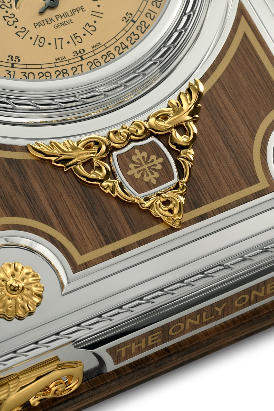 Patek Philippe Complicated Desk Clock 27001M-001 - detalle caja