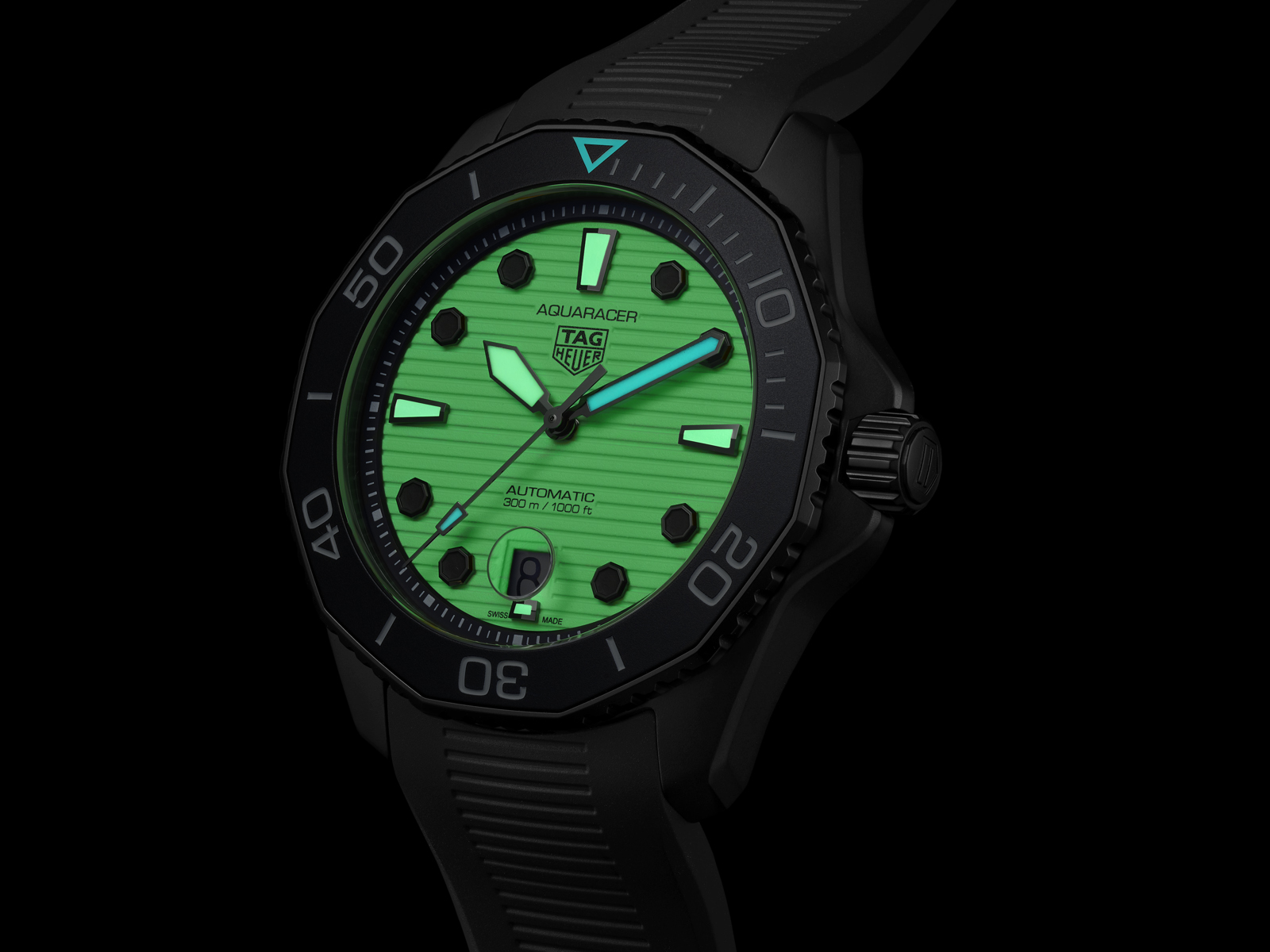 TAG Heuer Aquaracer Professional 300 Night Diver