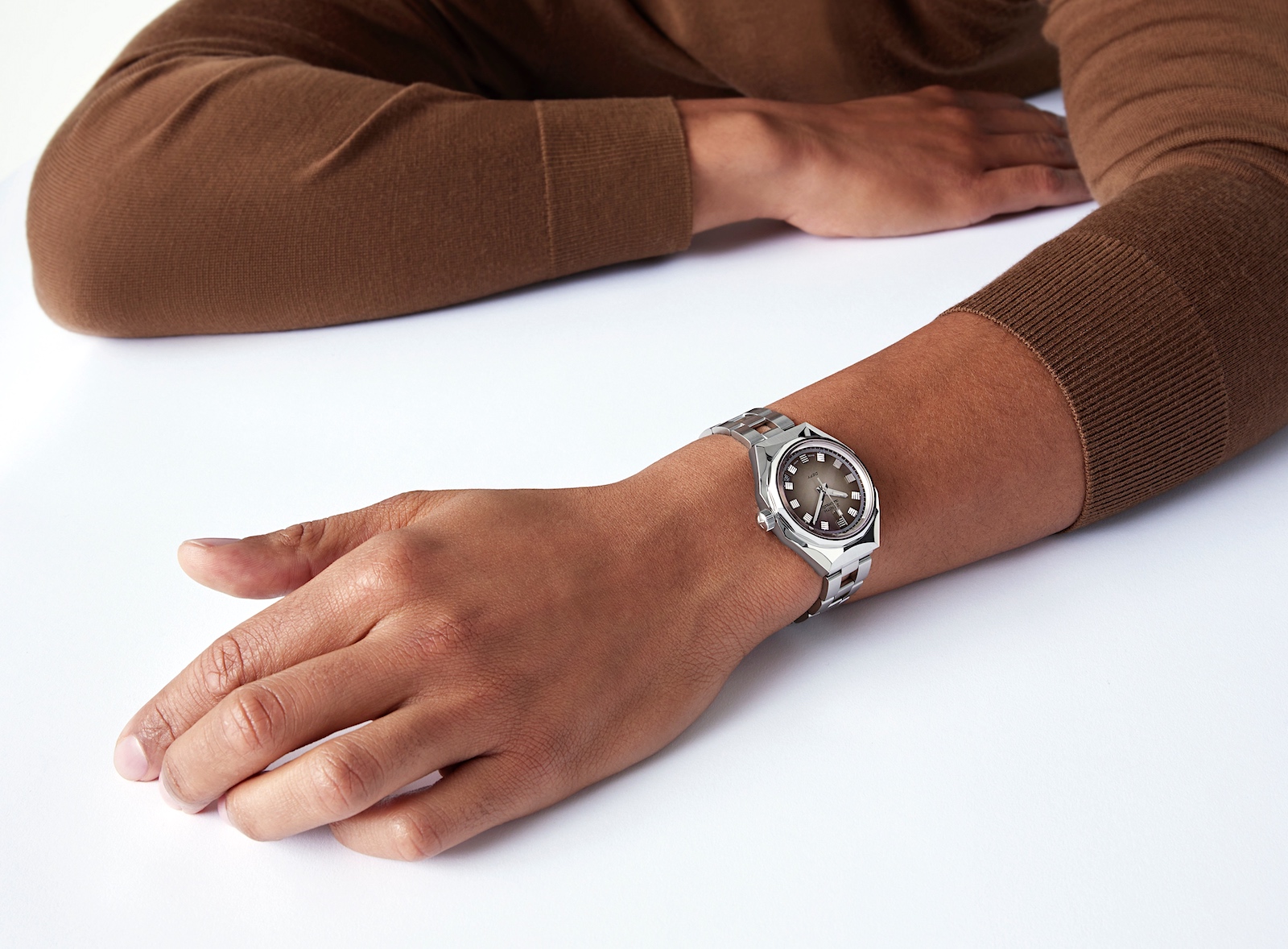 Zenith Defy Revival A3642 - lifestyle