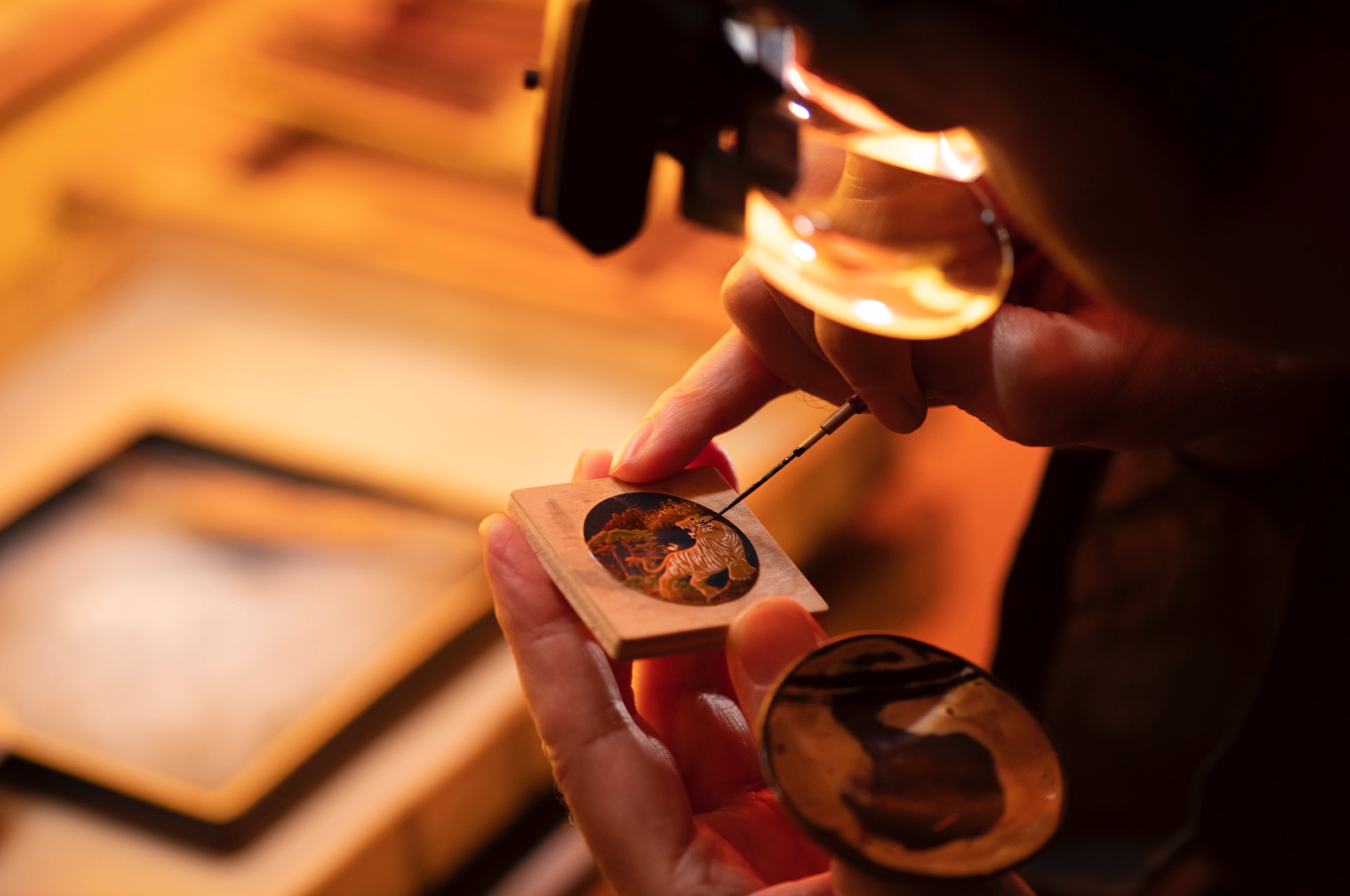 Chopard L.U.C XP Urushi Year of the Tiger - making of 05
