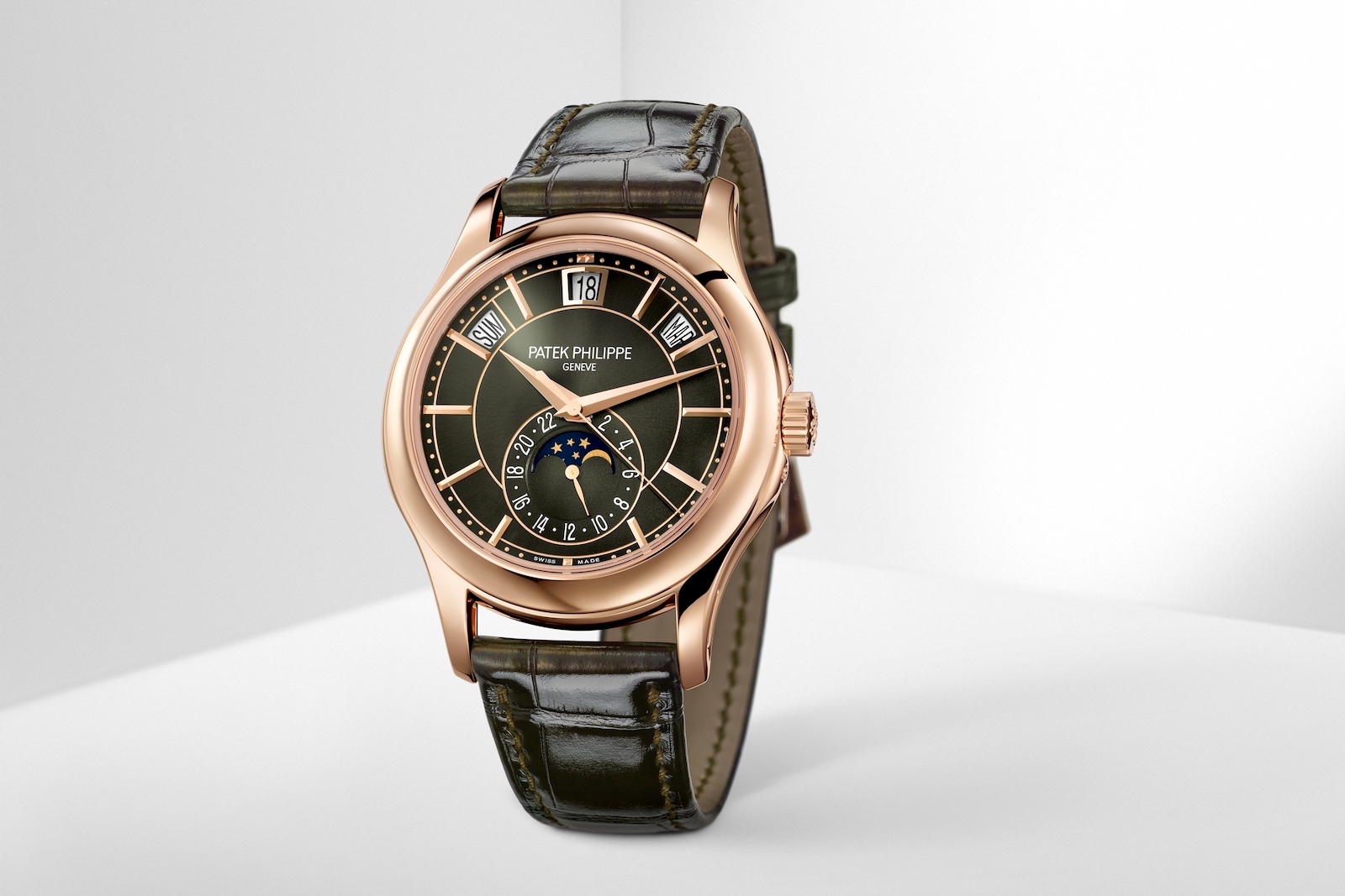 Patek Philippe Anual Calendar 5205R-011