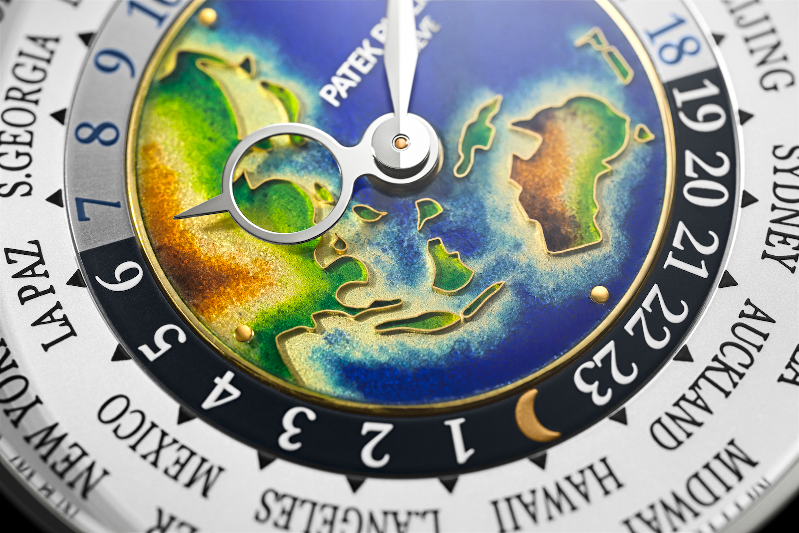 Patek Philippe Rare Handcrafts World Time 5231G-001 - detalle