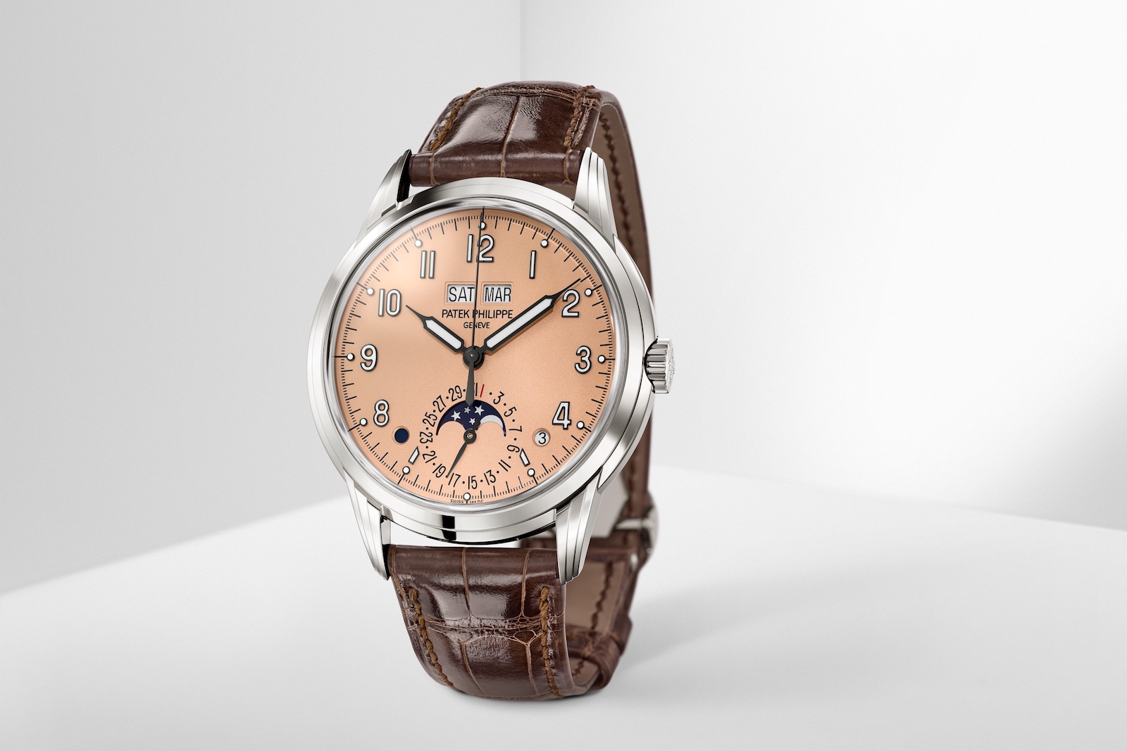 Patek Philippe en Watches and Wonders 2022 - Perpetual Calendar 5320G-011