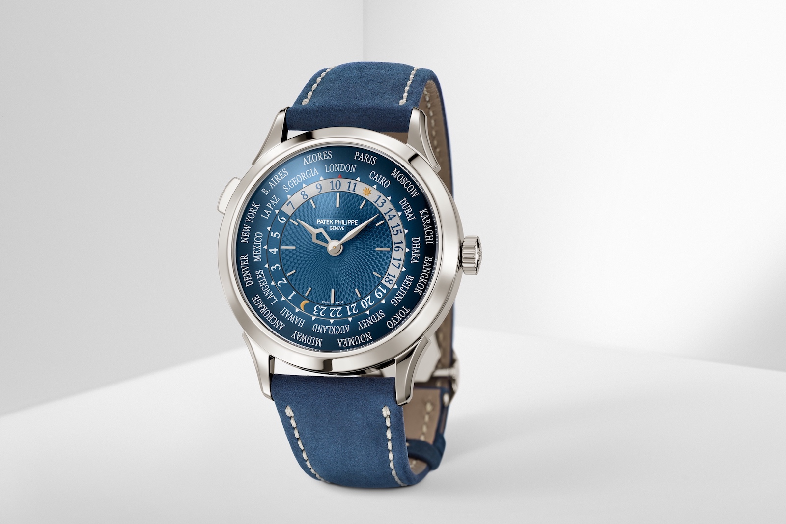 Patek Philippe en Watches and Wonders 2022 - World Time 5230P-001