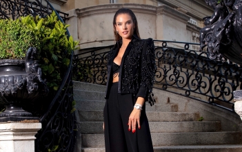 Omega Her Time Madrid - Alessandra Ambrosio. -cover