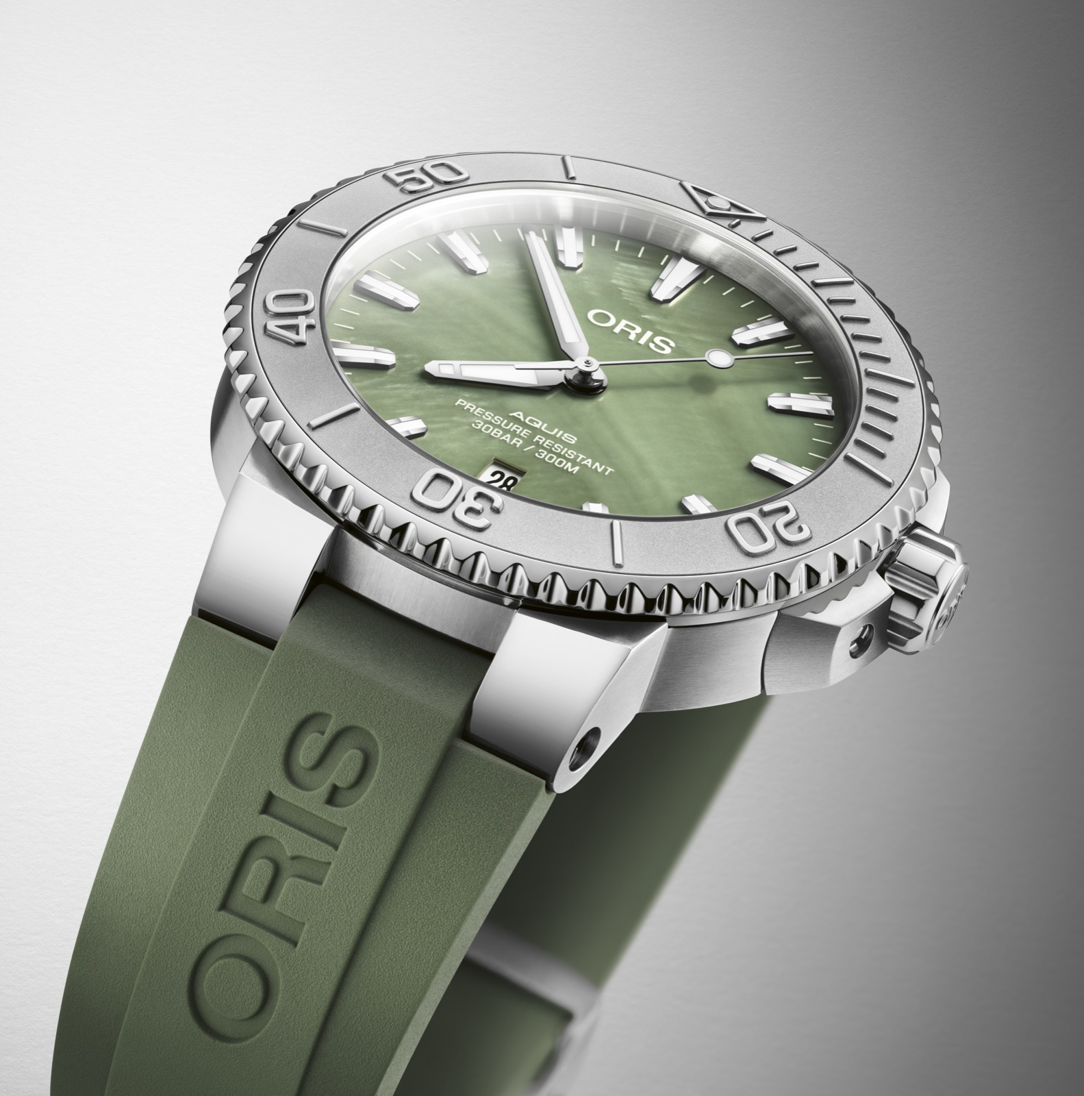 Oris Aquis Date New York Harbor Limited Edition